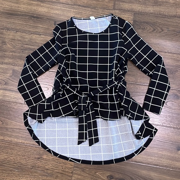 Tops - Size Small, Hi-Lo Blouse